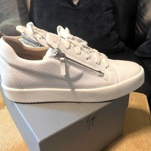 GIUSEPPE’s!!